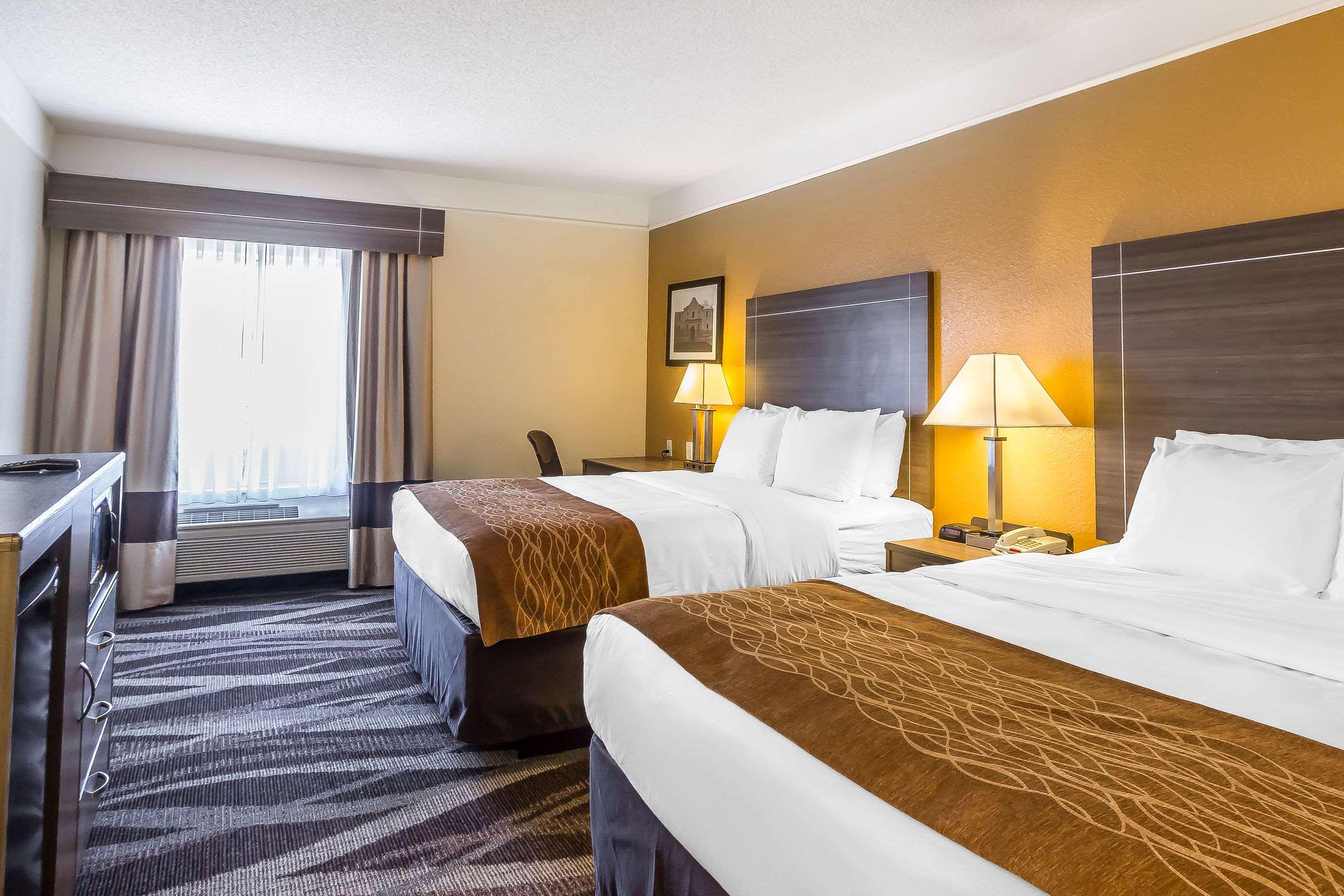 Comfort Inn Near Frost Bank Center San Antonio Eksteriør bilde