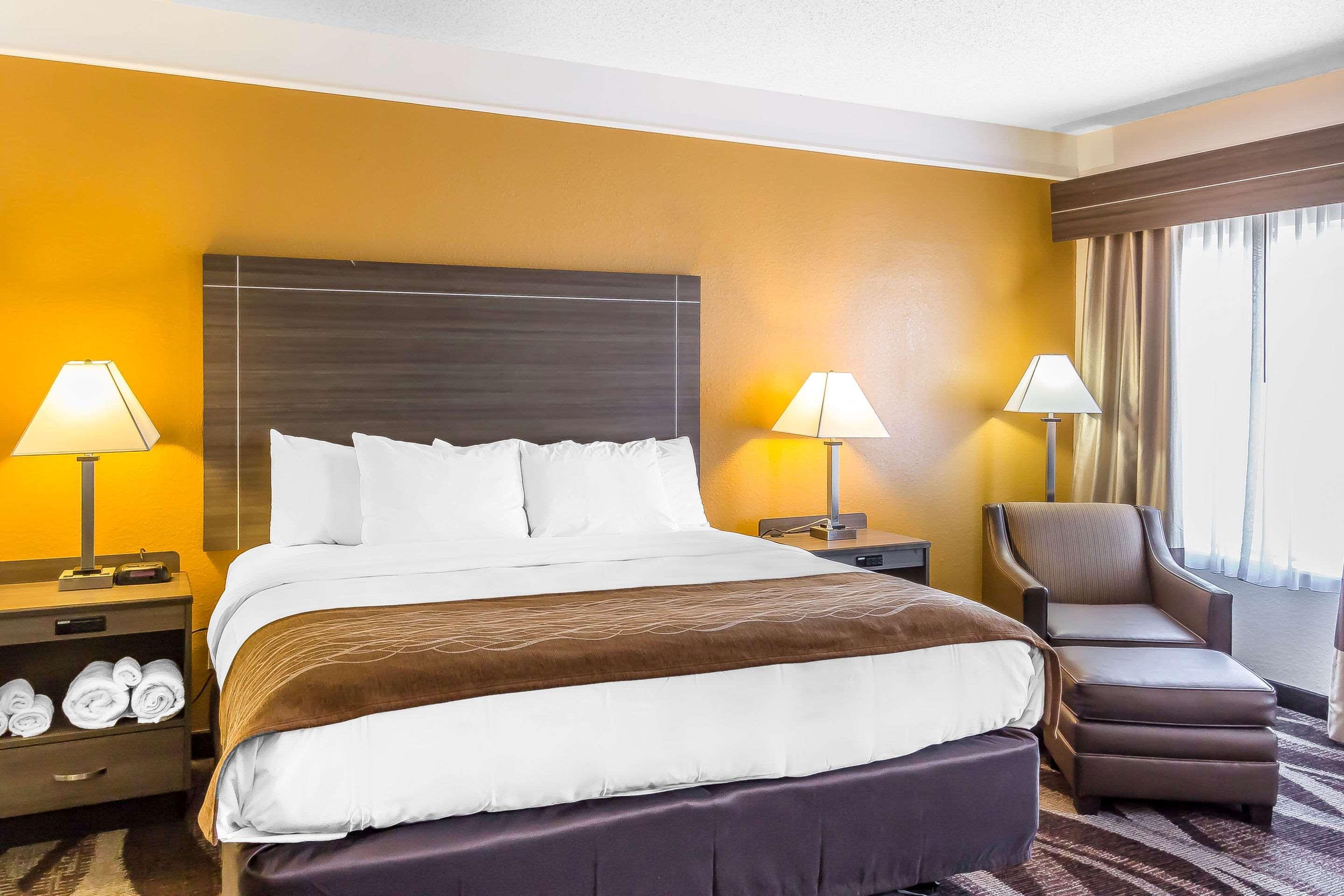 Comfort Inn Near Frost Bank Center San Antonio Eksteriør bilde