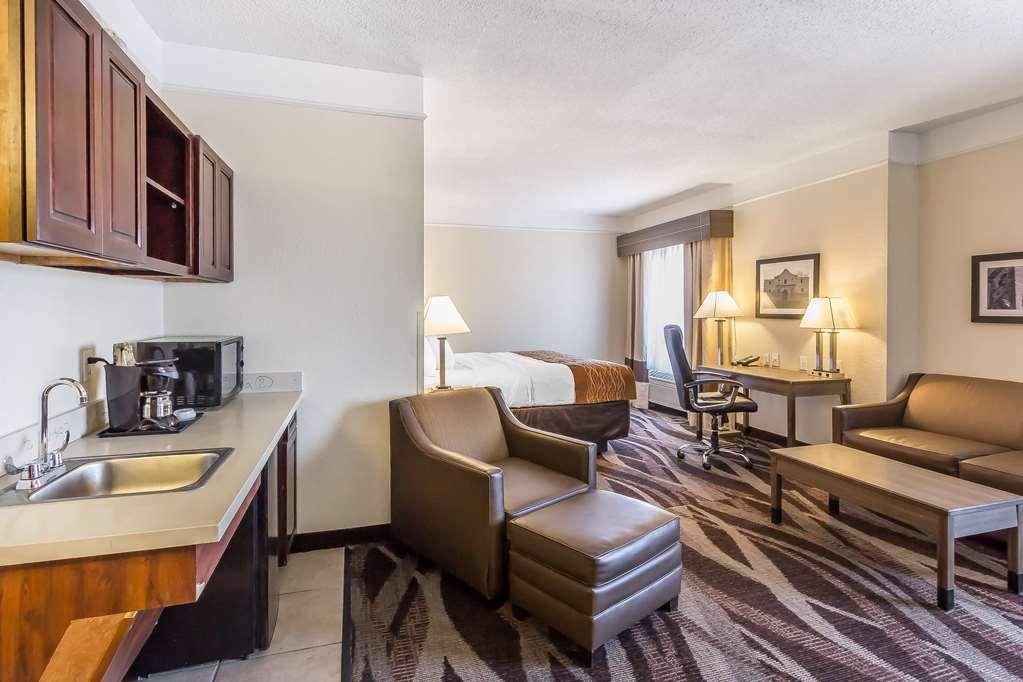 Comfort Inn Near Frost Bank Center San Antonio Eksteriør bilde